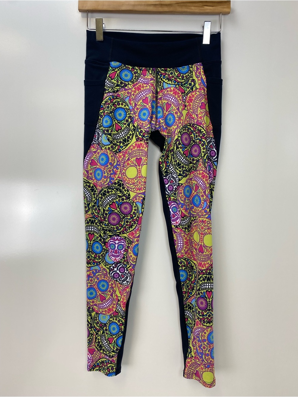 Dona Jo Women’s Leggings with Multicolor Sugar Skull Print
